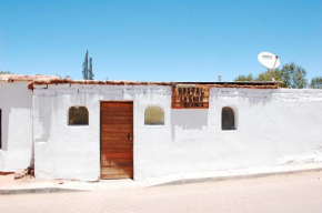  Hostal La Casa Blanca  Сан-Педро-Де-Атакама